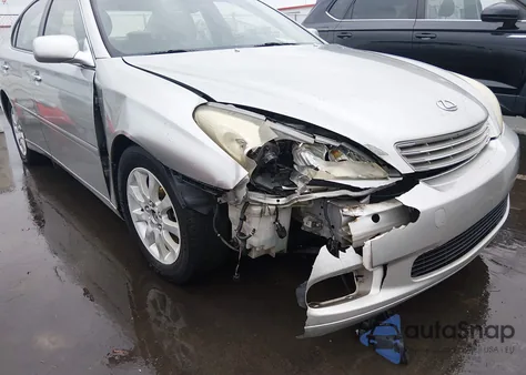 2003 Lexus Es 300 z USA, uszkodzony, nr VIN JTHBF30G030136640